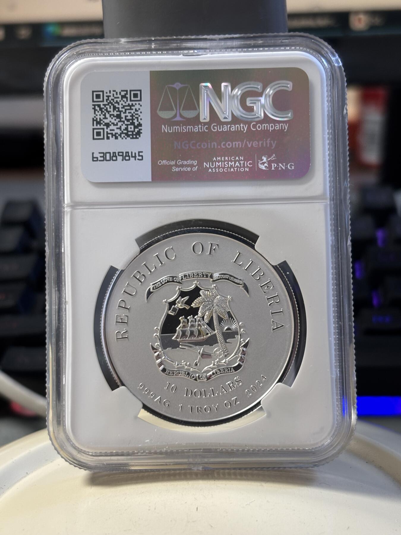 第194期拍卖 利比里亚2024年苏联光荣勋章镀金珐琅彩纪念银币NGC-PF70首，999银，发行500枚