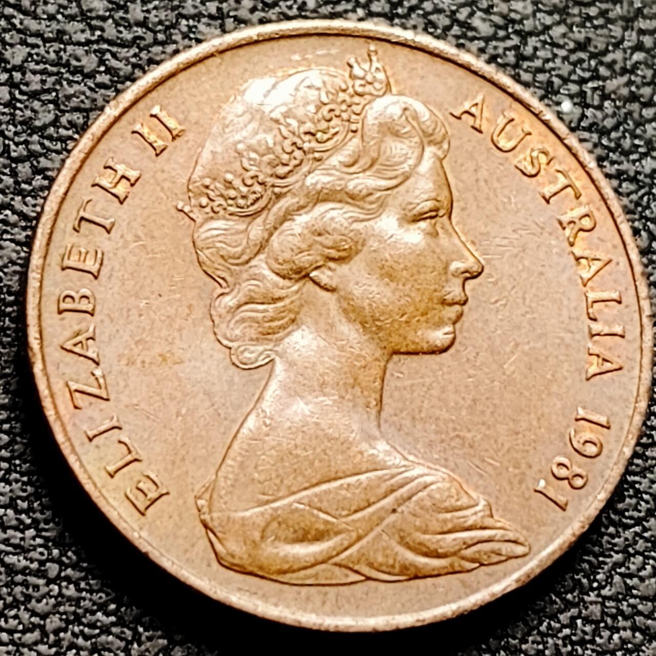 泉币菌-第210场-拍品多 请提前出价 。