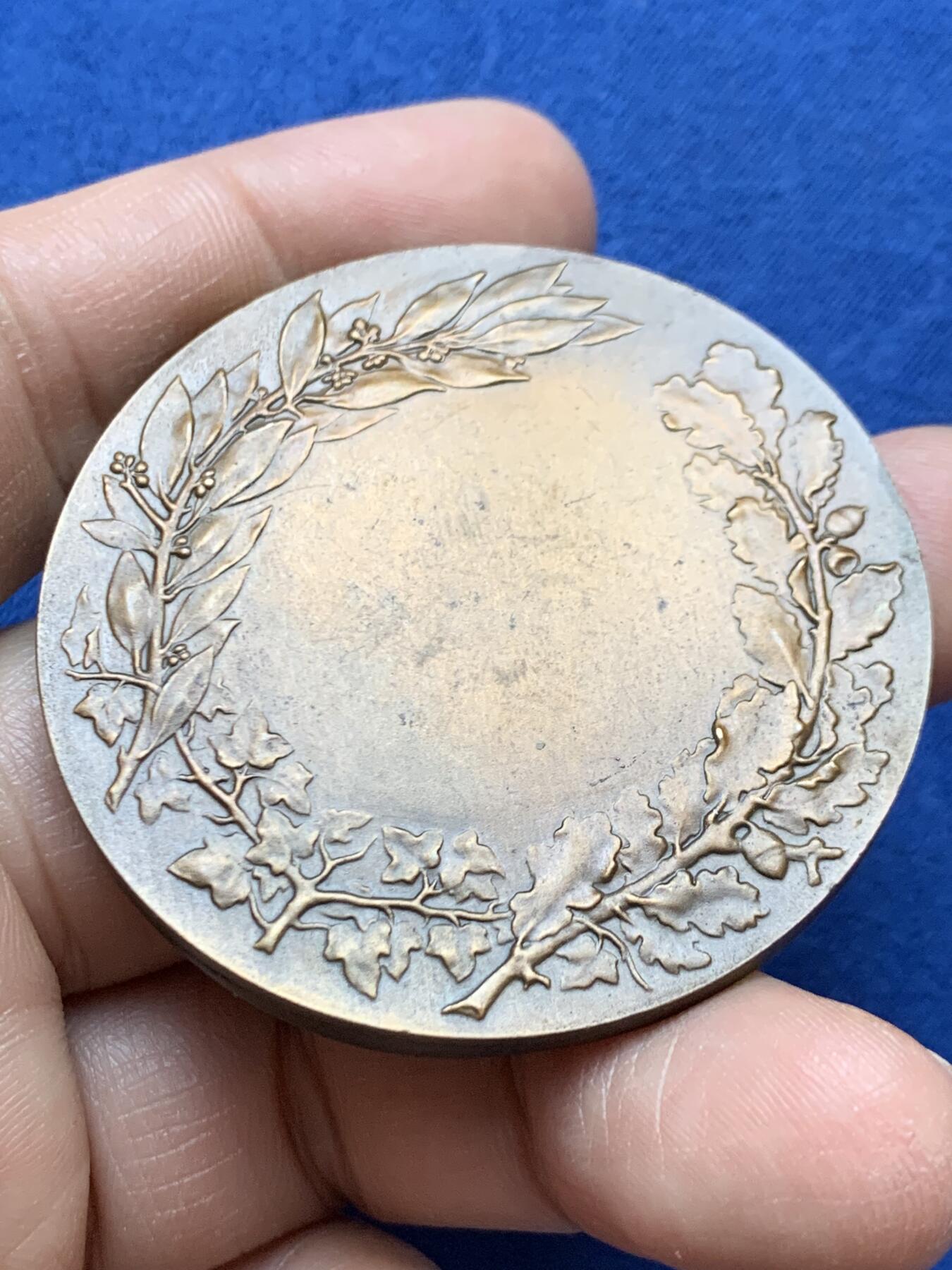 《竞宝斋》第470场 周日，周一，周二 3场连拍 （全场包邮）欢迎送拍 法国玛丽安娜女神铜章 复古尖顶帽 H. DUBOIS作品 61.2克 49.8mm 丰饶角铜标