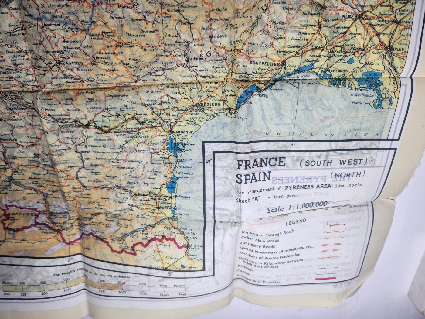 南水社第3次拍卖 春季专场 二战英军／美军MI9 43A/B 1:1,000,000 双面丝质逃生地图 包含法国 瑞士和西班牙边界盟军飞行员空降兵 战略情报局