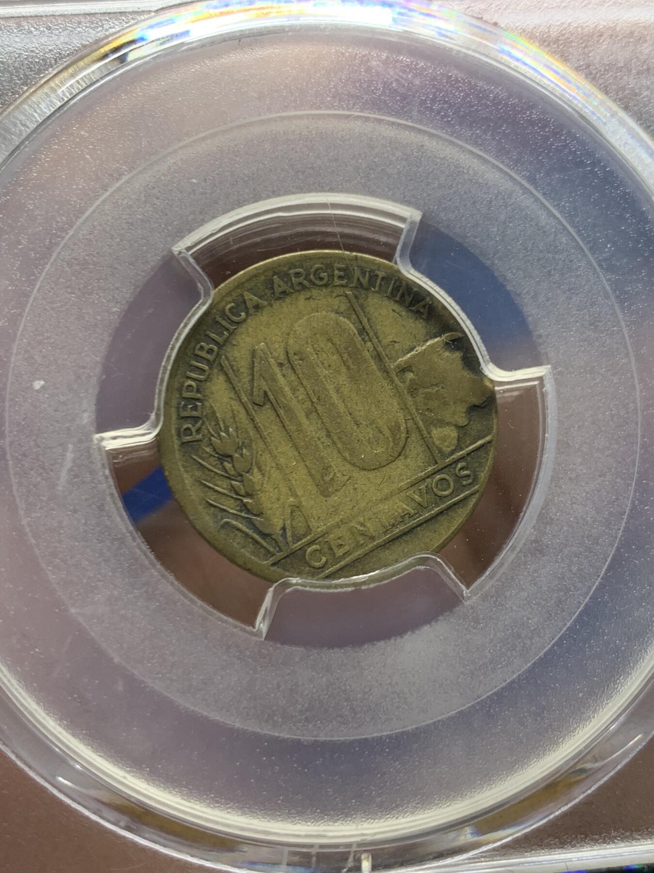 《竞宝斋》第470场 周日，周一，周二 3场连拍 （全场包邮）欢迎送拍 PCGS XF40 阿根廷1948年10分 铸币错误冲压分层/断层 特征明显  pc面值标注错误  独一无二 收藏佳品 稀少错币