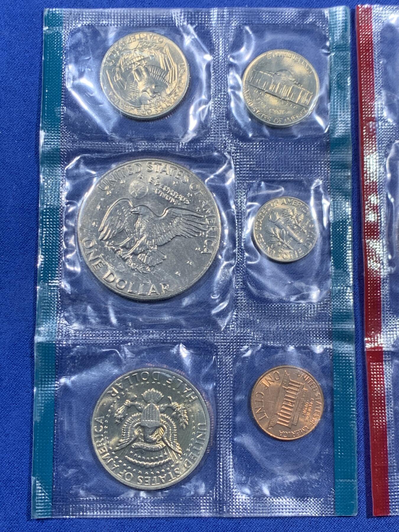 《竞宝斋》第470场 周日，周一，周二 3场连拍 （全场包邮）欢迎送拍 两套一组 美国1977年六枚装套币