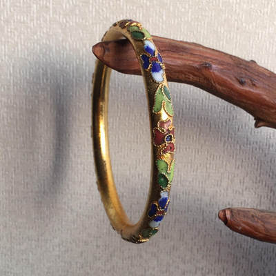     出口创汇时期景泰蓝铜胎掐丝珐琅镀金色花丝观赏手镯1只原版真品如图库存旧藏文玩艺术收藏 -     出口创汇时期景泰蓝铜胎掐丝珐琅镀金色花丝观赏手镯1只原版真品如图库存旧藏文玩艺术收藏