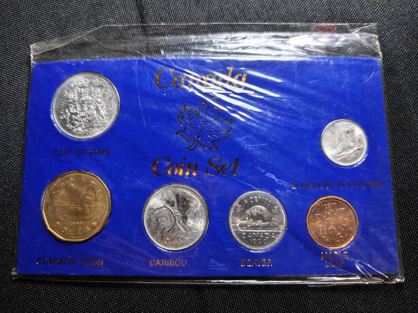 KK钱币收藏小铺   套币专场 2月预留时间 周末发货 1990清年 加拿大套币