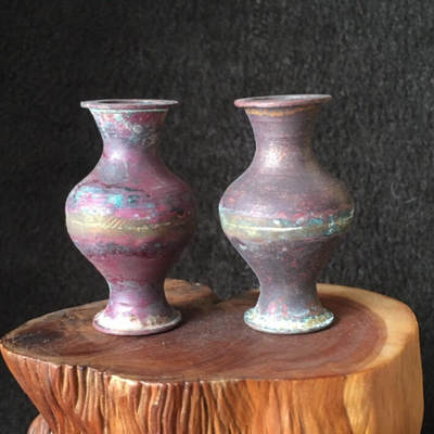       01c出口创汇时期紫铜小花瓶1对2个真品如图老铜器旧藏文玩艺术收藏 -       01c出口创汇时期紫铜小花瓶1对2个真品如图老铜器旧藏文玩艺术收藏