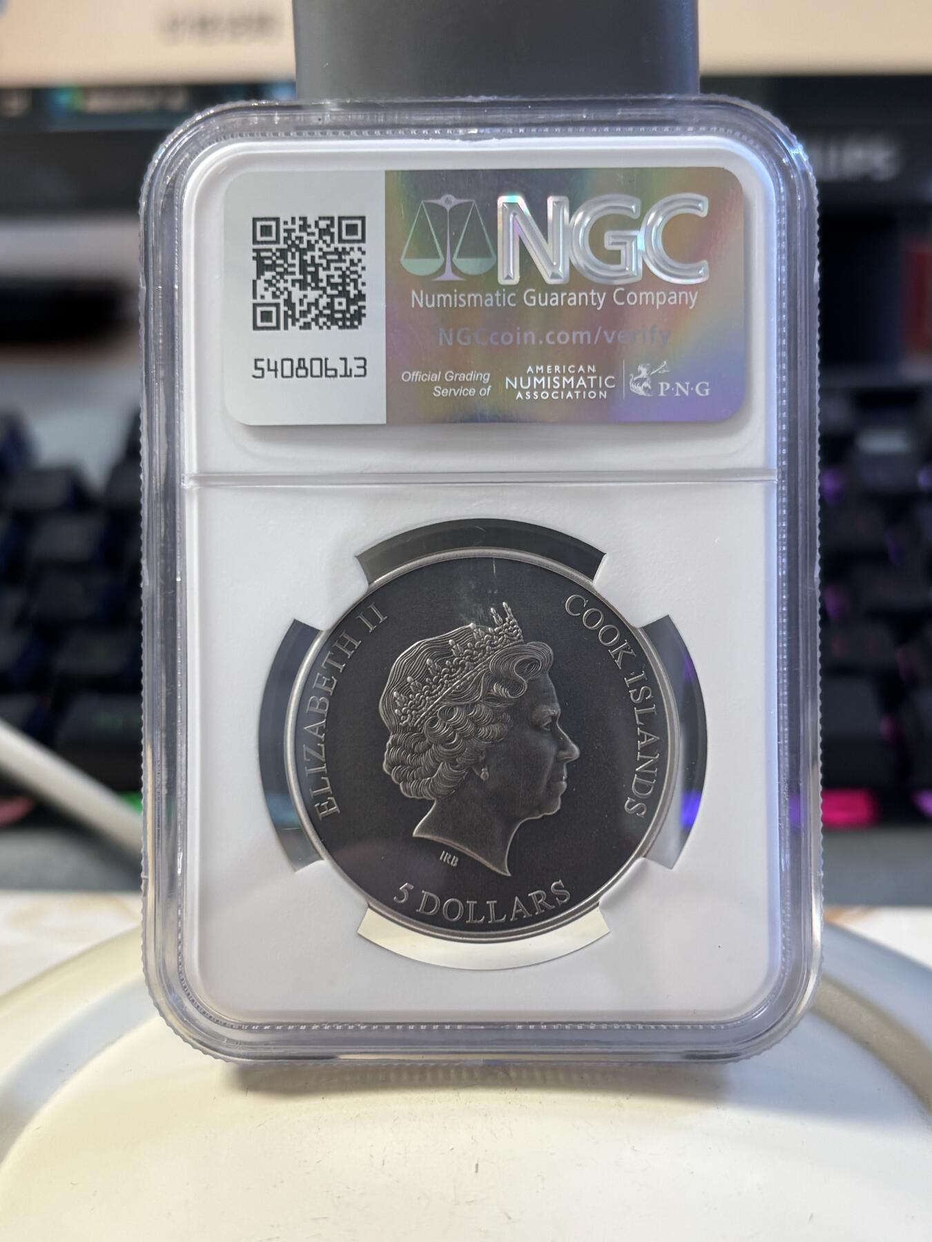 第194期拍卖 库克2023年秘密之心独特的爱1盎司仿古纪念银币NGC-MS70,999银，发行2023枚