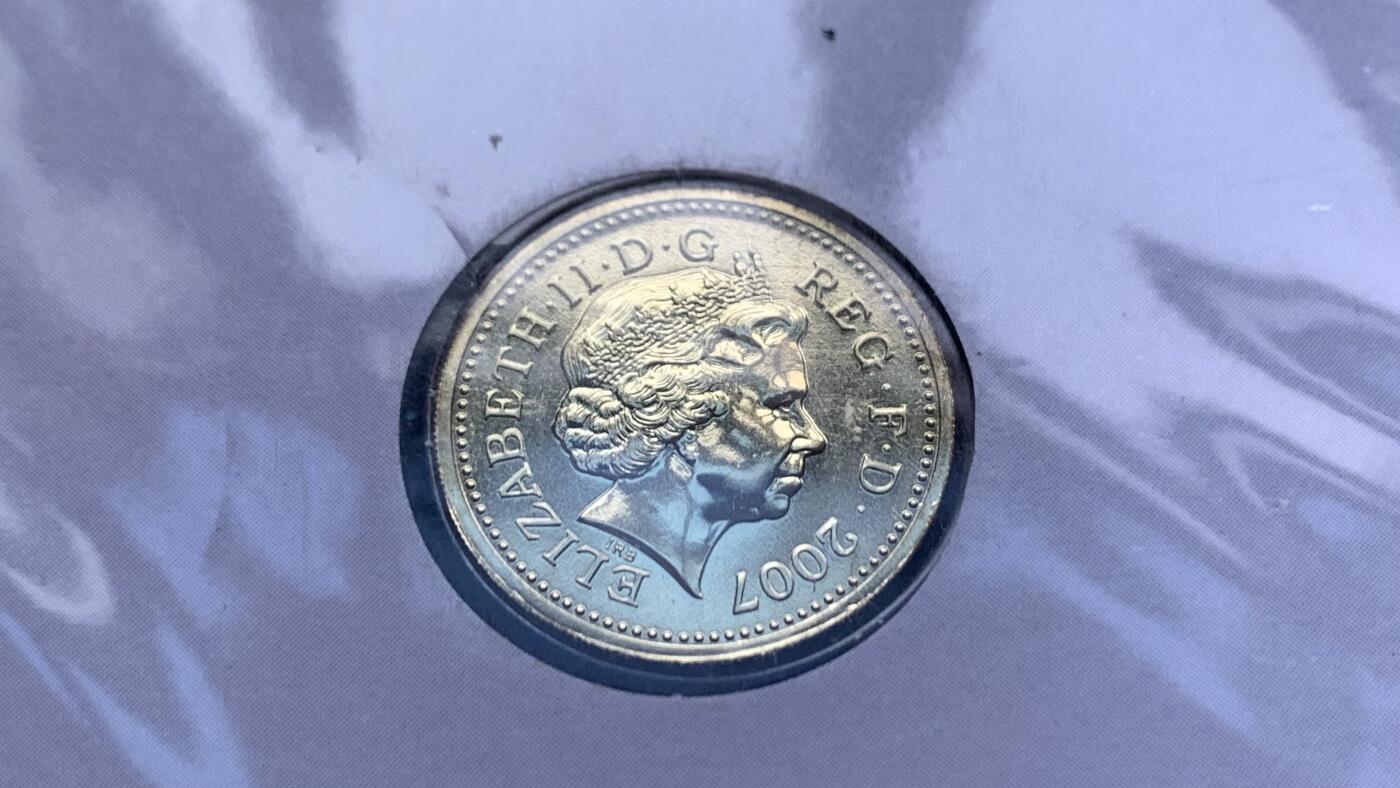 《竞宝斋》第470场 周日，周一，周二 3场连拍 （全场包邮）欢迎送拍 四枚一组 2004-2007年英国1英镑邮币封首日封 桥系列