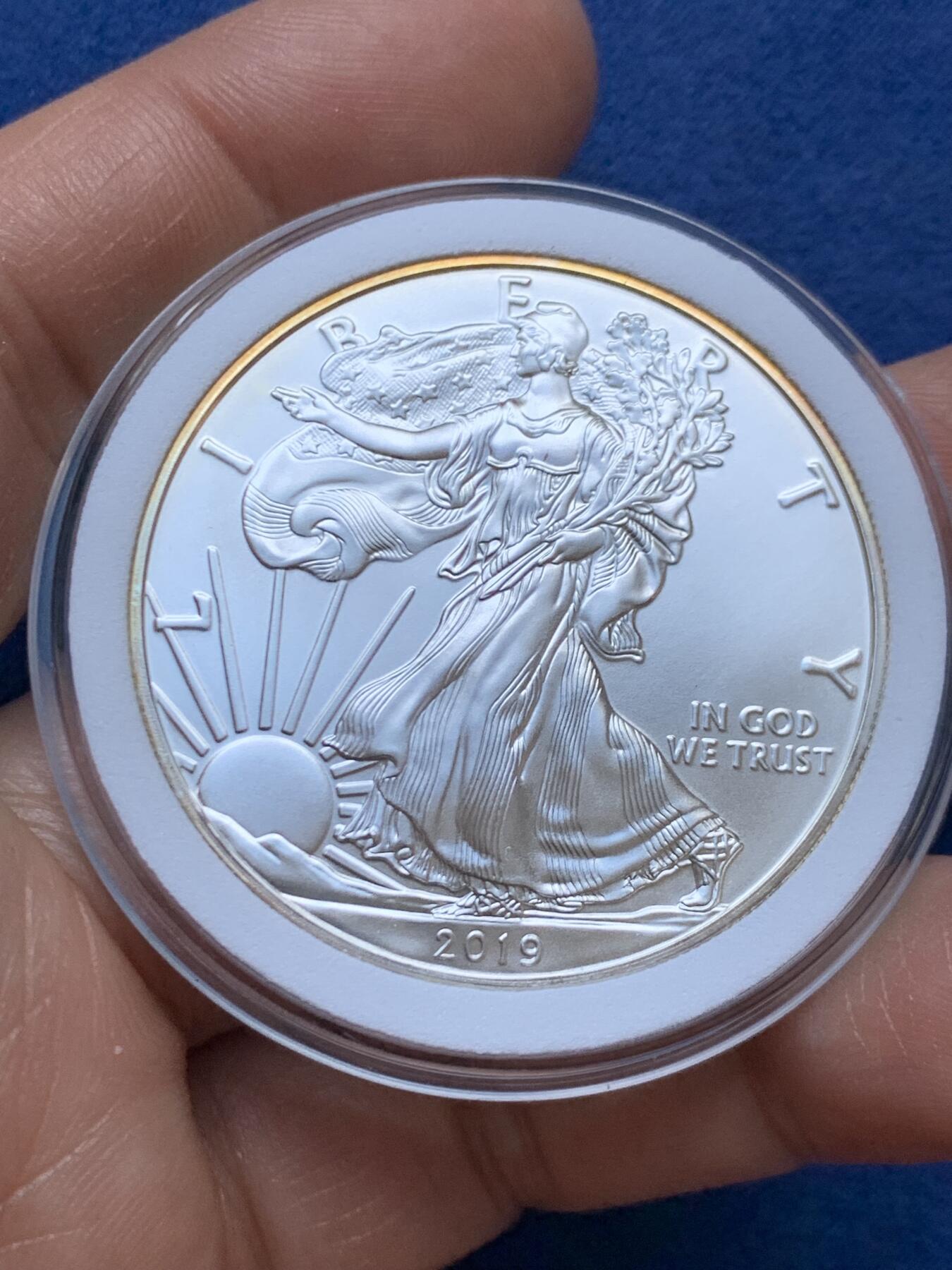 《竞宝斋》第470场 周日，周一，周二 3场连拍 （全场包邮）欢迎送拍 美国2019年行走女神一盎司银币