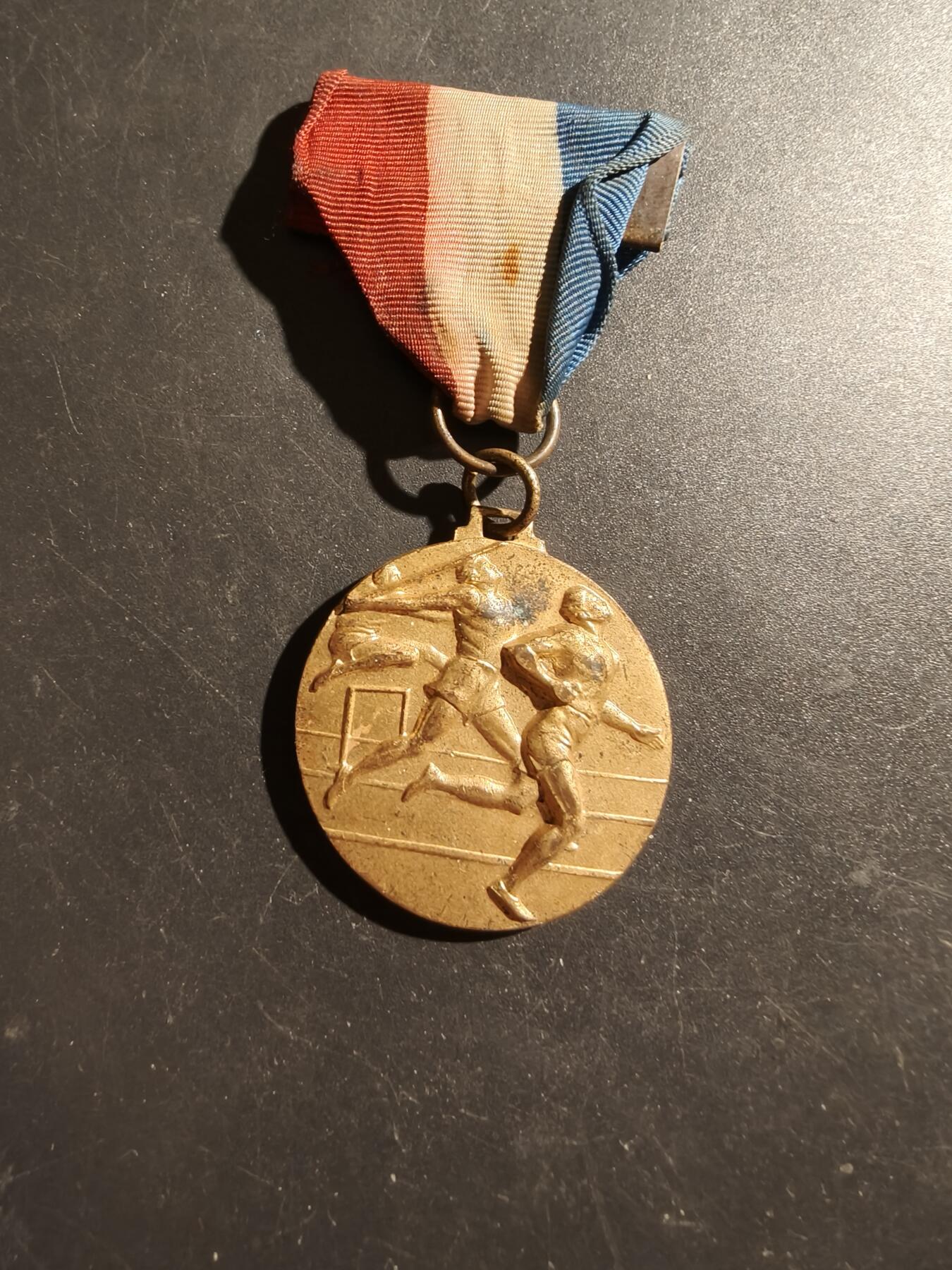 老王徽章第187期