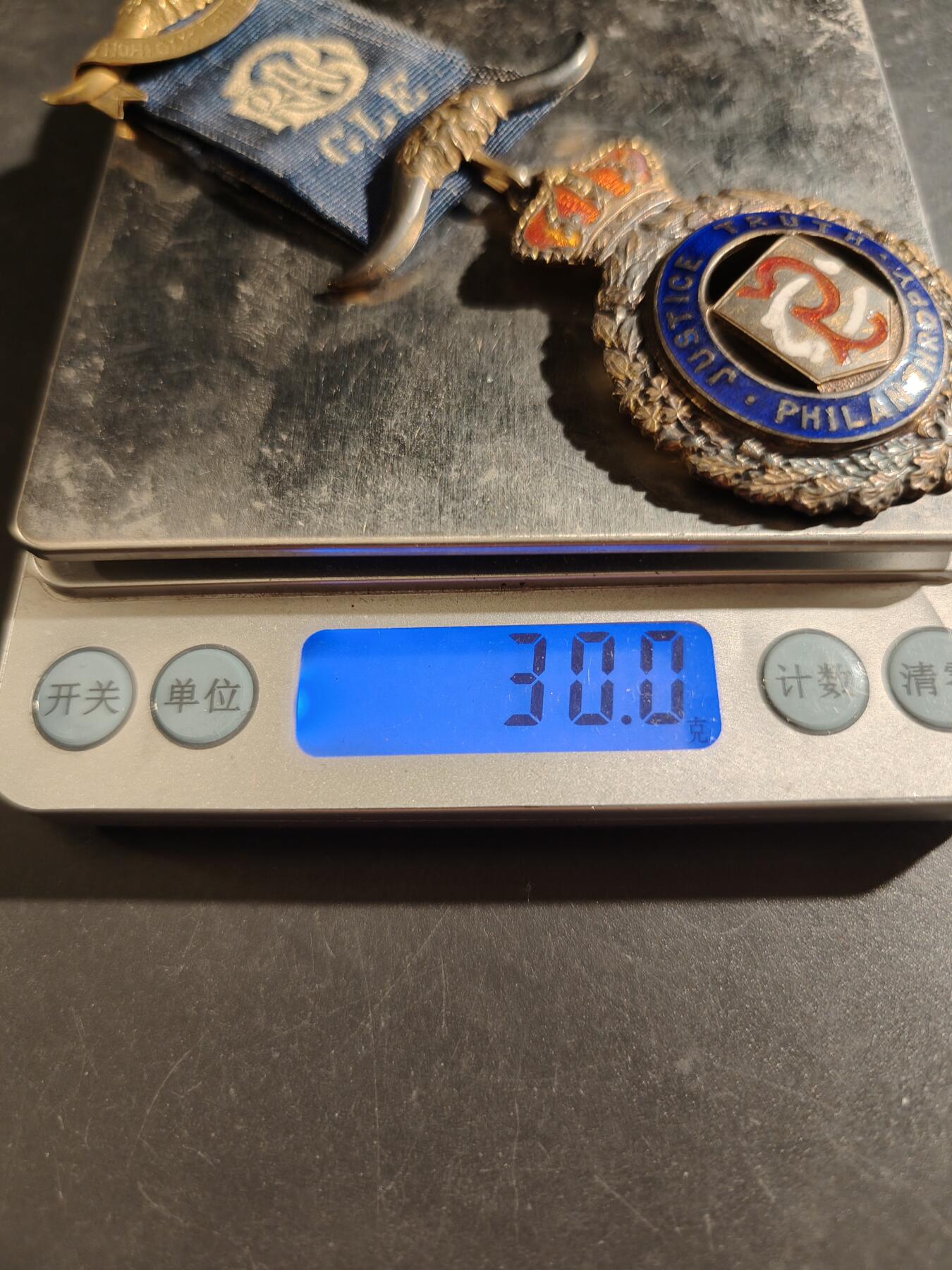 老王徽章第187期 英国皇家野牛兄弟会奖章   925银镀金珐琅    原盒    30g