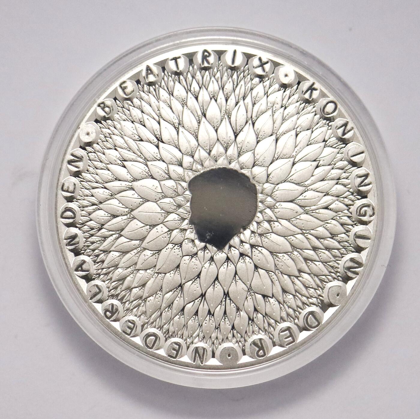 观钱 近现代机制币拍卖No.004（全场顺丰包邮）   荷兰 2011 年世界自然基金会（WWF）成立 50 周年 5 欧元纪念币