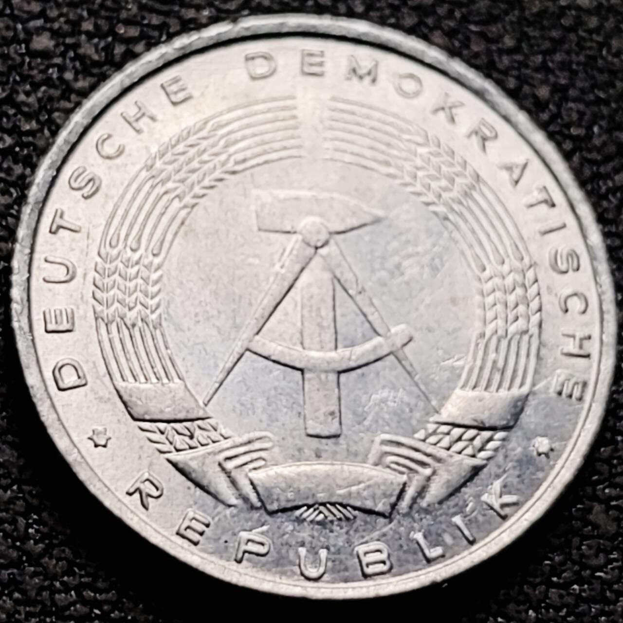 泉币菌-第210场-拍品多 请提前出价 。