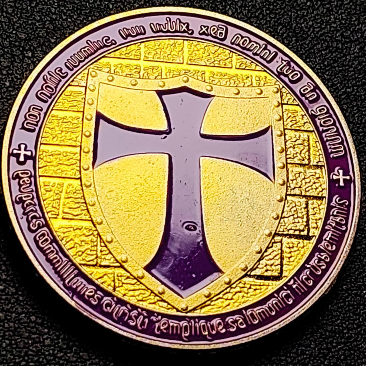 泉币菌-第210场-拍品多 请提前出价 纪念章 马剑骑士 金色 40×3mm