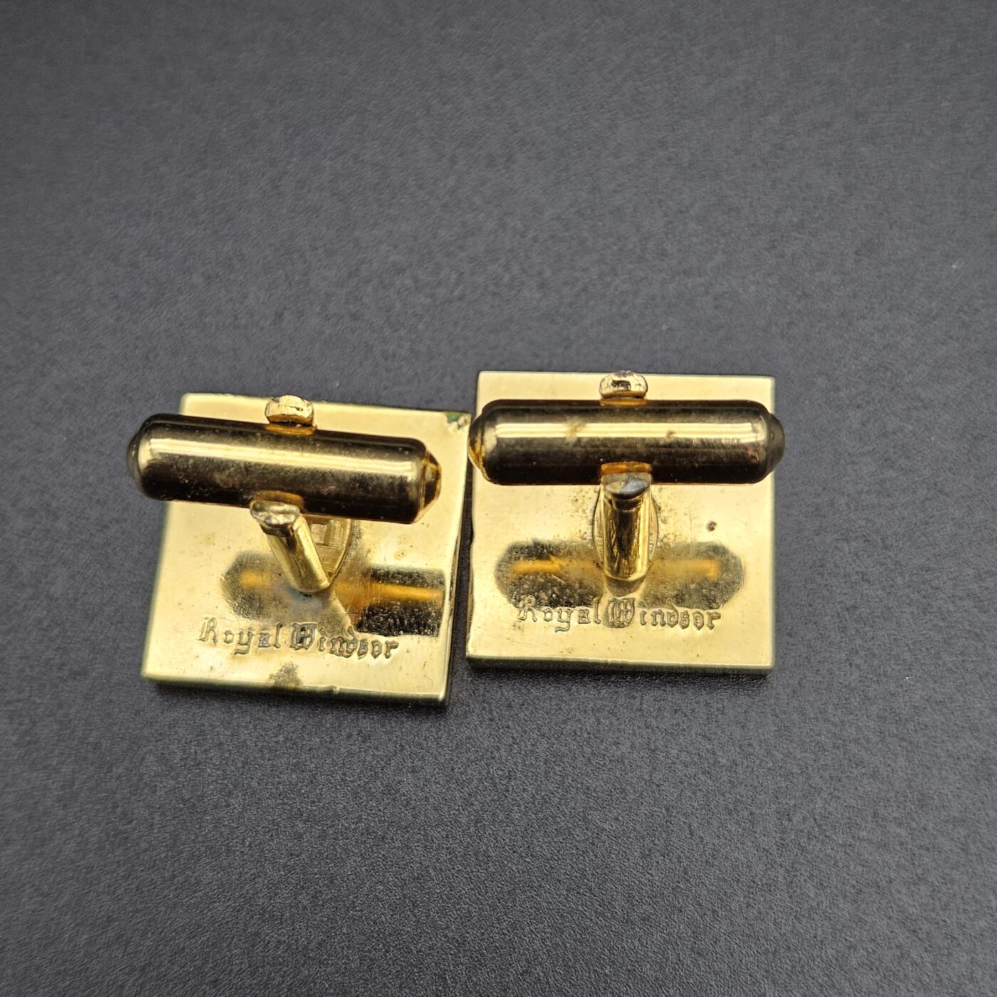 0元起拍勋章 第339期 咸鱼国勋章拍卖专场 3月18日（周三）下午6：00开始 日本中古袖扣一对