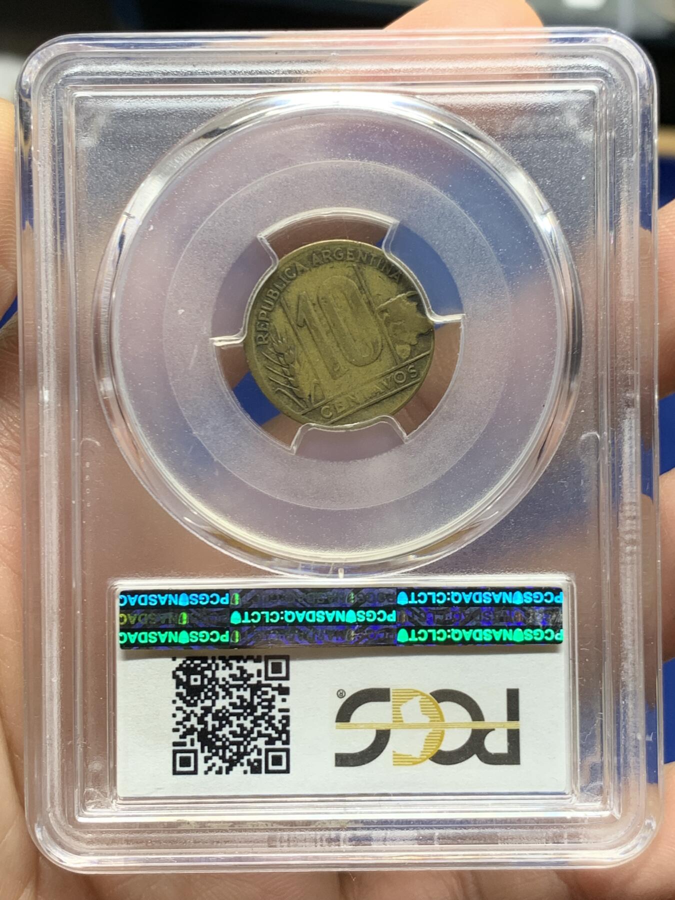 《竞宝斋》第470场 周日，周一，周二 3场连拍 （全场包邮）欢迎送拍 PCGS XF40 阿根廷1948年10分 铸币错误冲压分层/断层 特征明显  pc面值标注错误  独一无二 收藏佳品 稀少错币