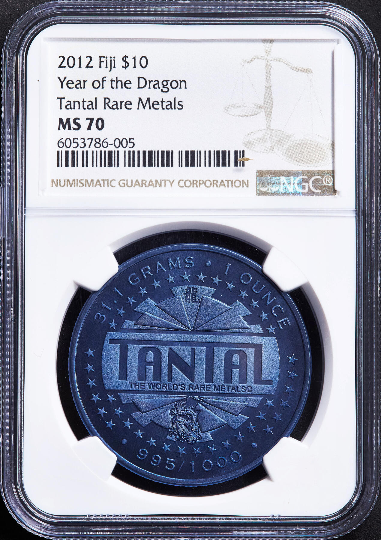 【俄甄集藏】2026年(049)03-18星期三 晚 19:30 全场包邮 斐济2012年中国农历龙年10元1盎司金属钽币，NGC MS70，重31.1克，成色99.5%，发行量1000枚，少见品种