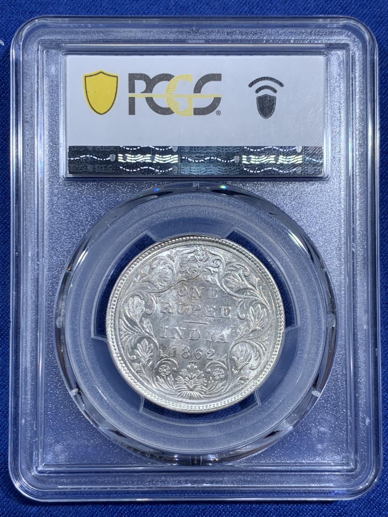 《竞宝斋》第470场 周日，周一，周二 3场连拍 （全场包邮）欢迎送拍 PCGS MS62 英属印度1862年维多利亚女王1卢比银币