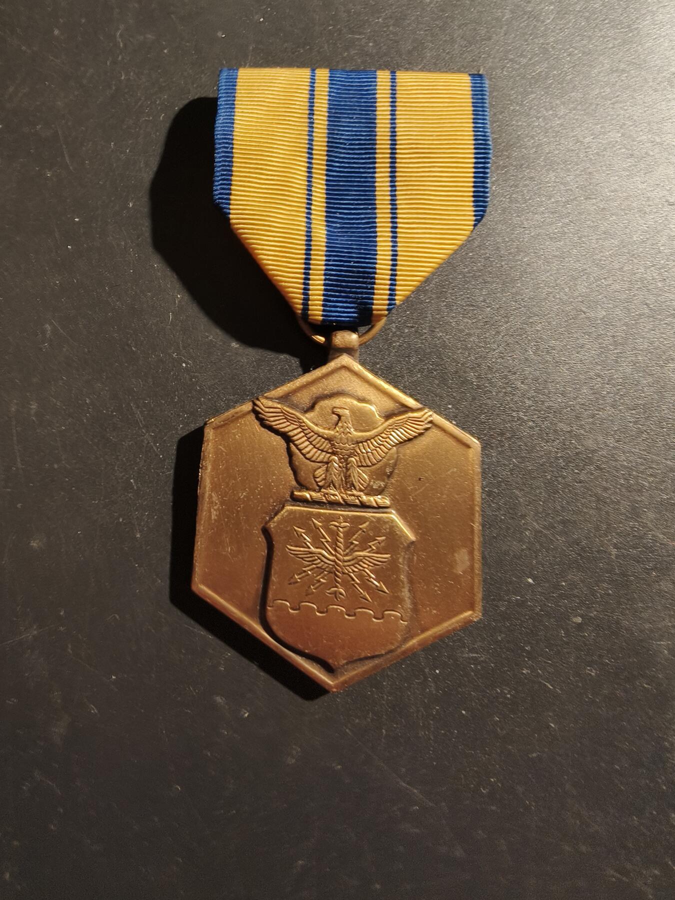 老王徽章第187期