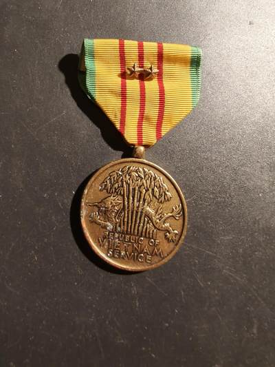 老王徽章第187期 - 美国越战服役奖章    2铜星勋饰