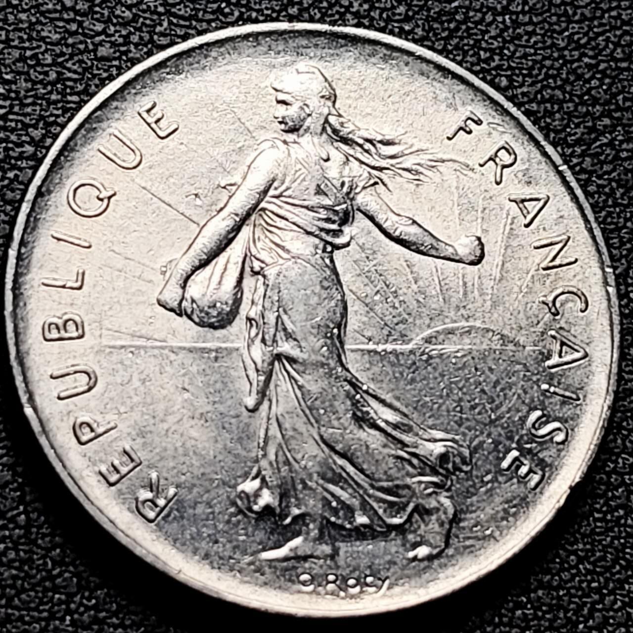 泉币菌-第210场-拍品多 请提前出价 。