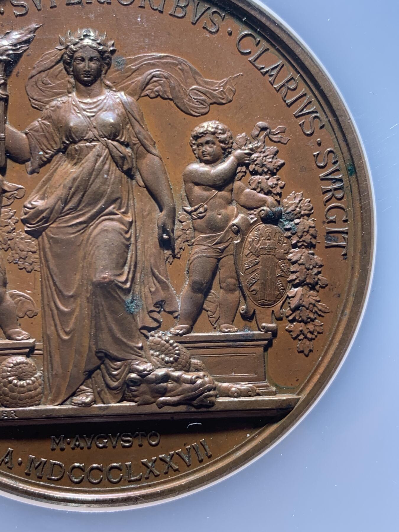 《竞宝斋》第470场 周日，周一，周二 3场连拍 （全场包邮）欢迎送拍 NGC MS62BN 德国 1877 符腾堡王国 图宾根大学建校400周年 大铜章 加厚加大盒