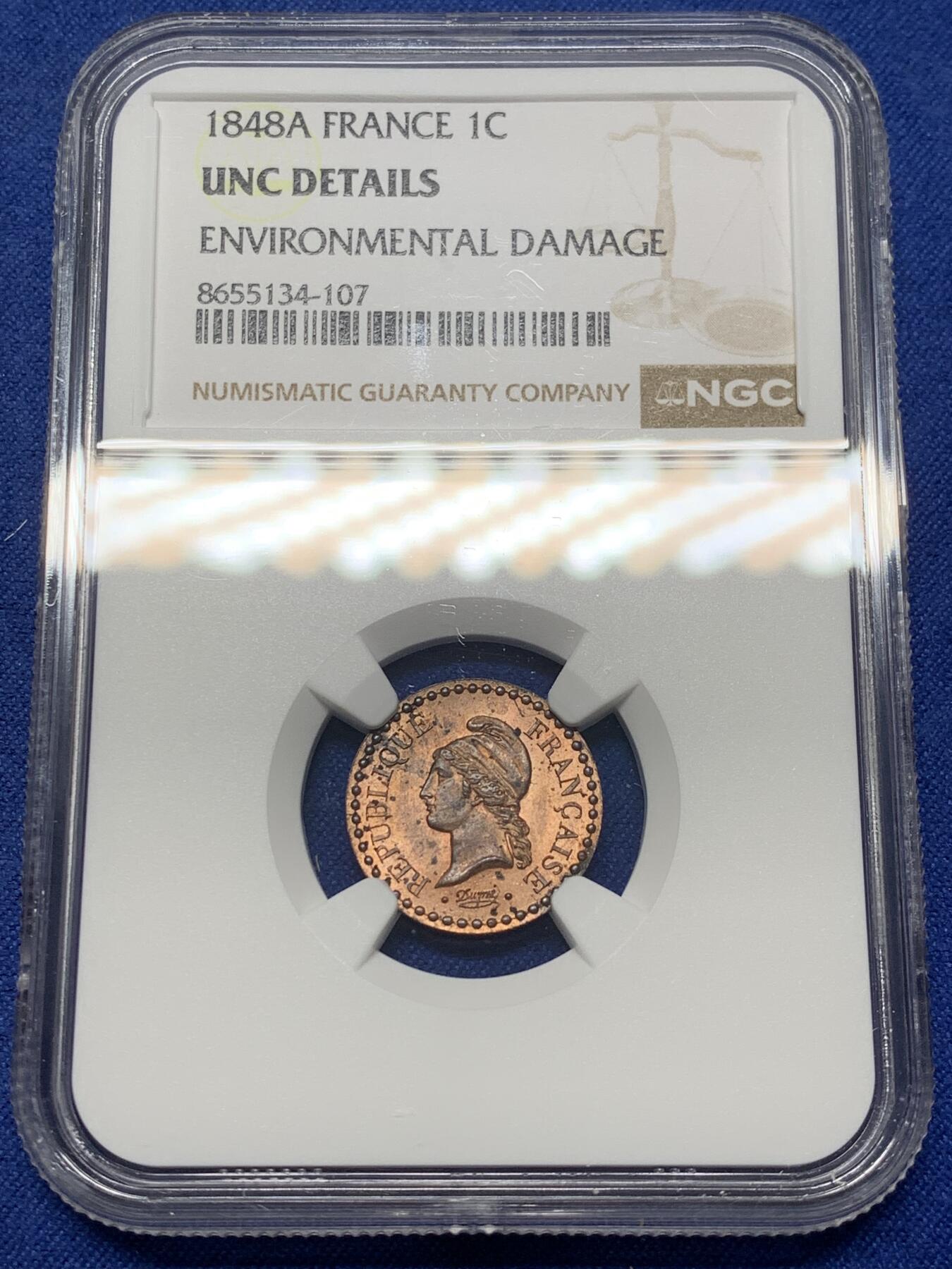 《竞宝斋》第470场 周日，周一，周二 3场连拍 （全场包邮）欢迎送拍 NGC UNCD 法国 1848A 1分 铜币