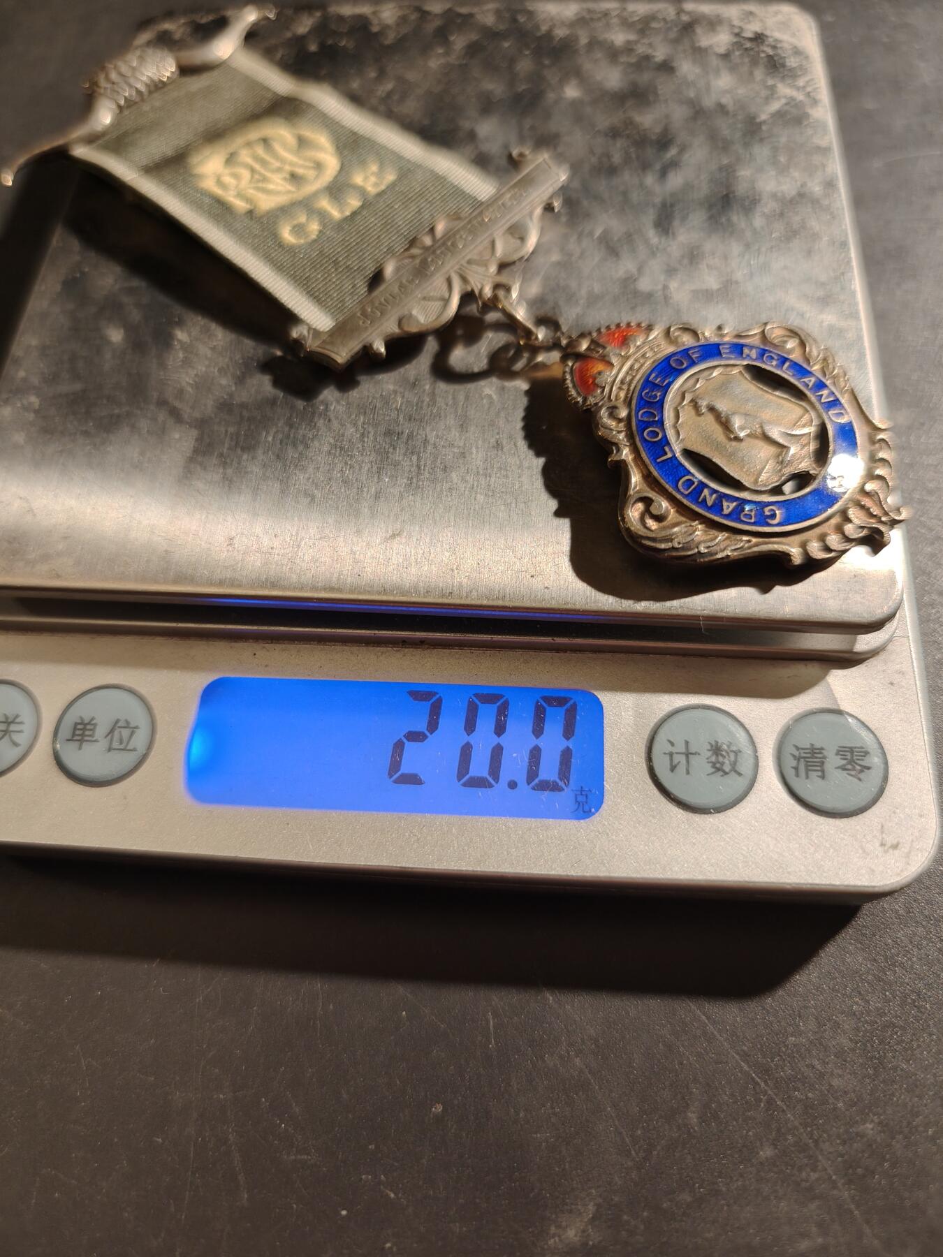 老王徽章第187期 英国皇家野牛兄弟会奖章   925银镀金珐琅    原盒     20g