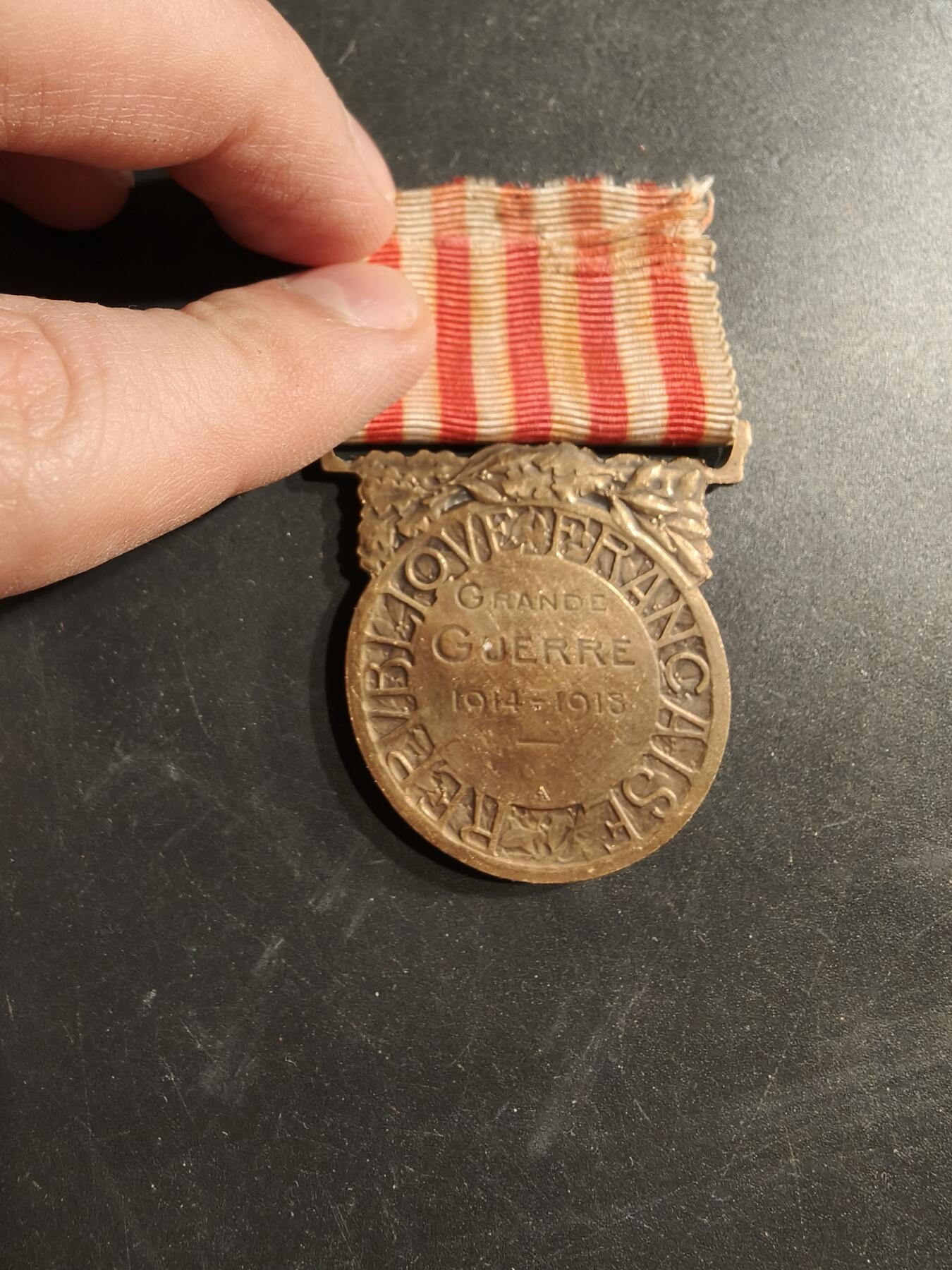 老王徽章第187期 法国一战纪念章