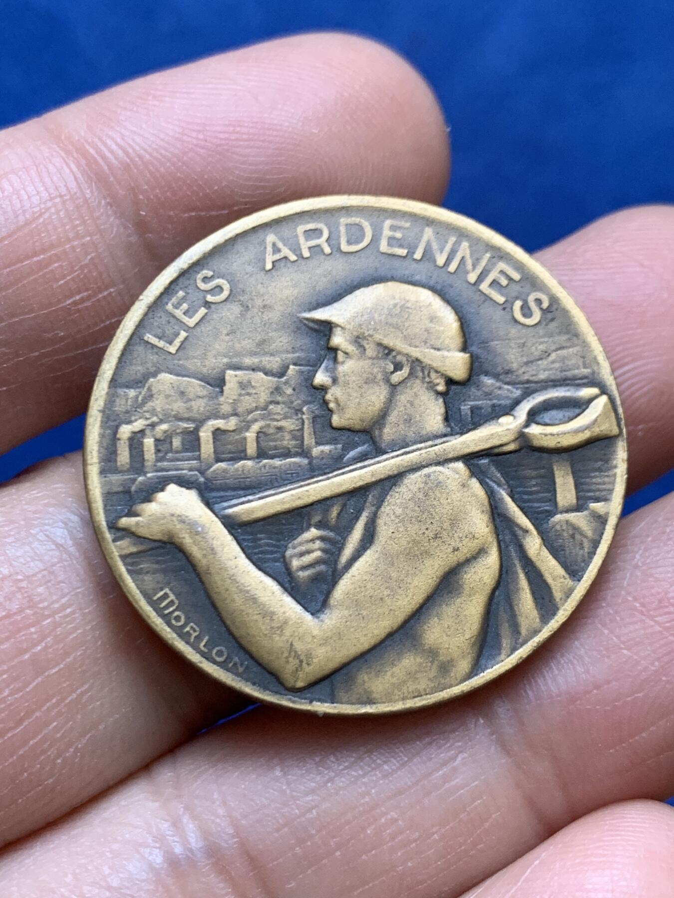 《竞宝斋》第470场 周日，周一，周二 3场连拍 （全场包邮）欢迎送拍 1935年布鲁塞尔世博会纪念铜章 16.55克 31.8mm