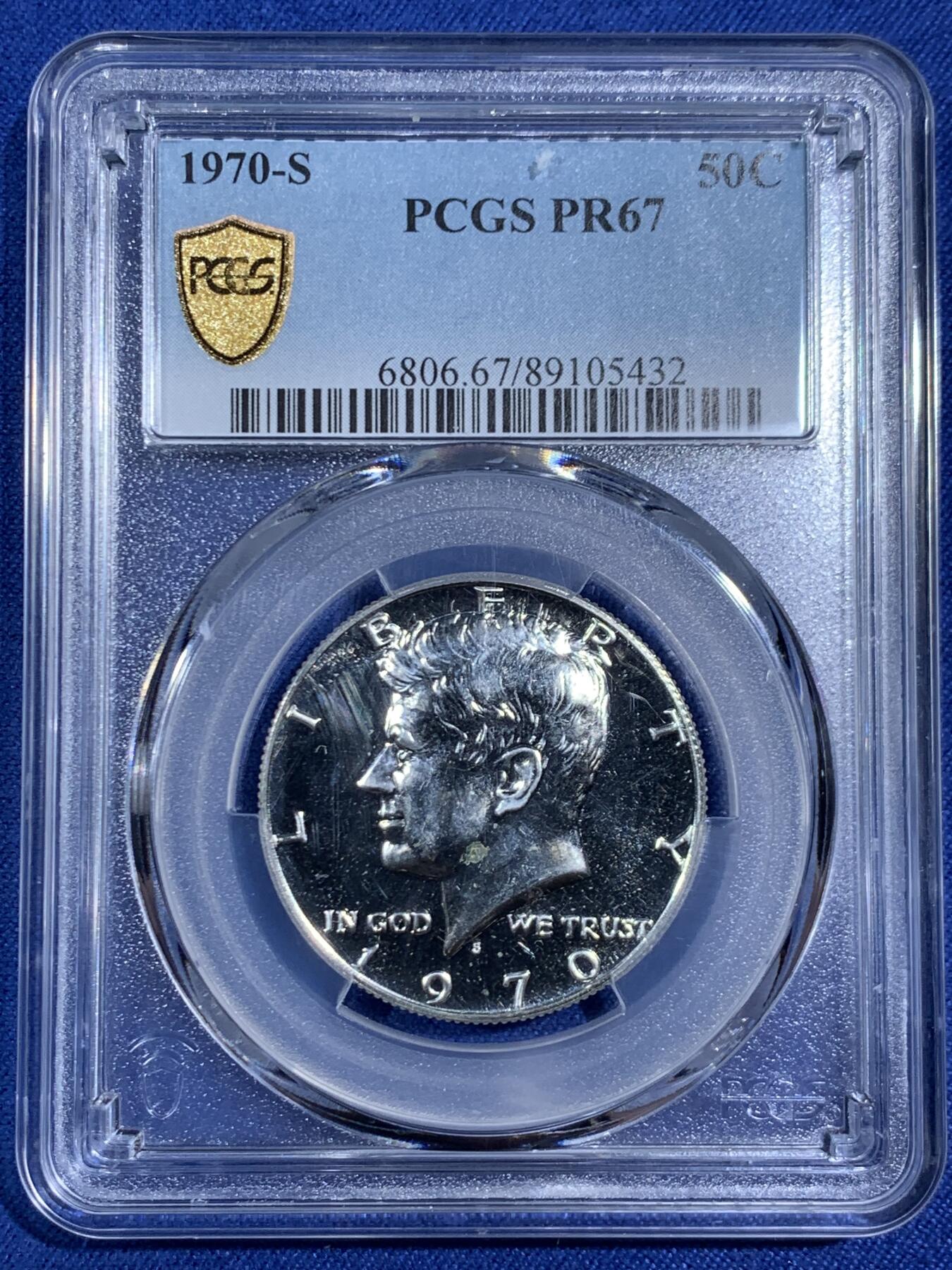 《竞宝斋》第470场 周日，周一，周二 3场连拍 （全场包邮）欢迎送拍 PCGS PR67 美国1970肯尼迪50美分精制银币 精制币不多见 分数也不错 背面支撑有磕