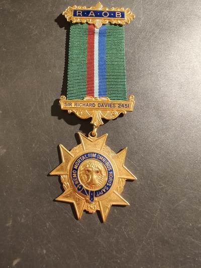 老王徽章第187期 - 英国皇家野牛兄弟会奖章 