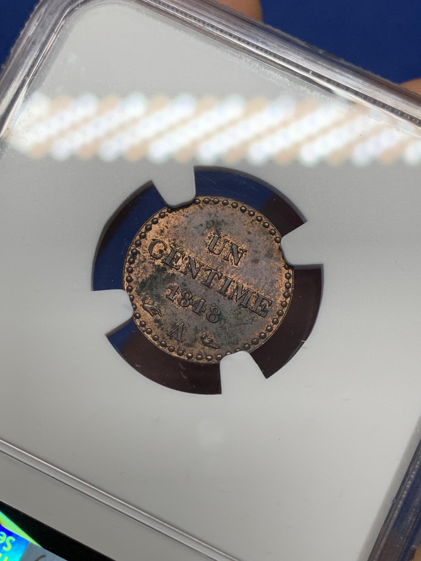 《竞宝斋》第470场 周日，周一，周二 3场连拍 （全场包邮）欢迎送拍 NGC UNCD 法国 1848A 1分 铜币