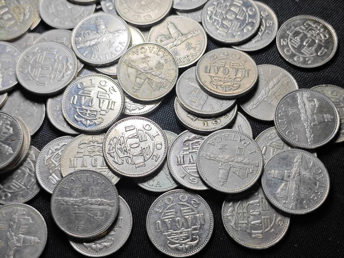 KK钱币收藏小铺   套币 批量/好品散币专场 2月预留时间 周末发货  澳门一元83枚一组