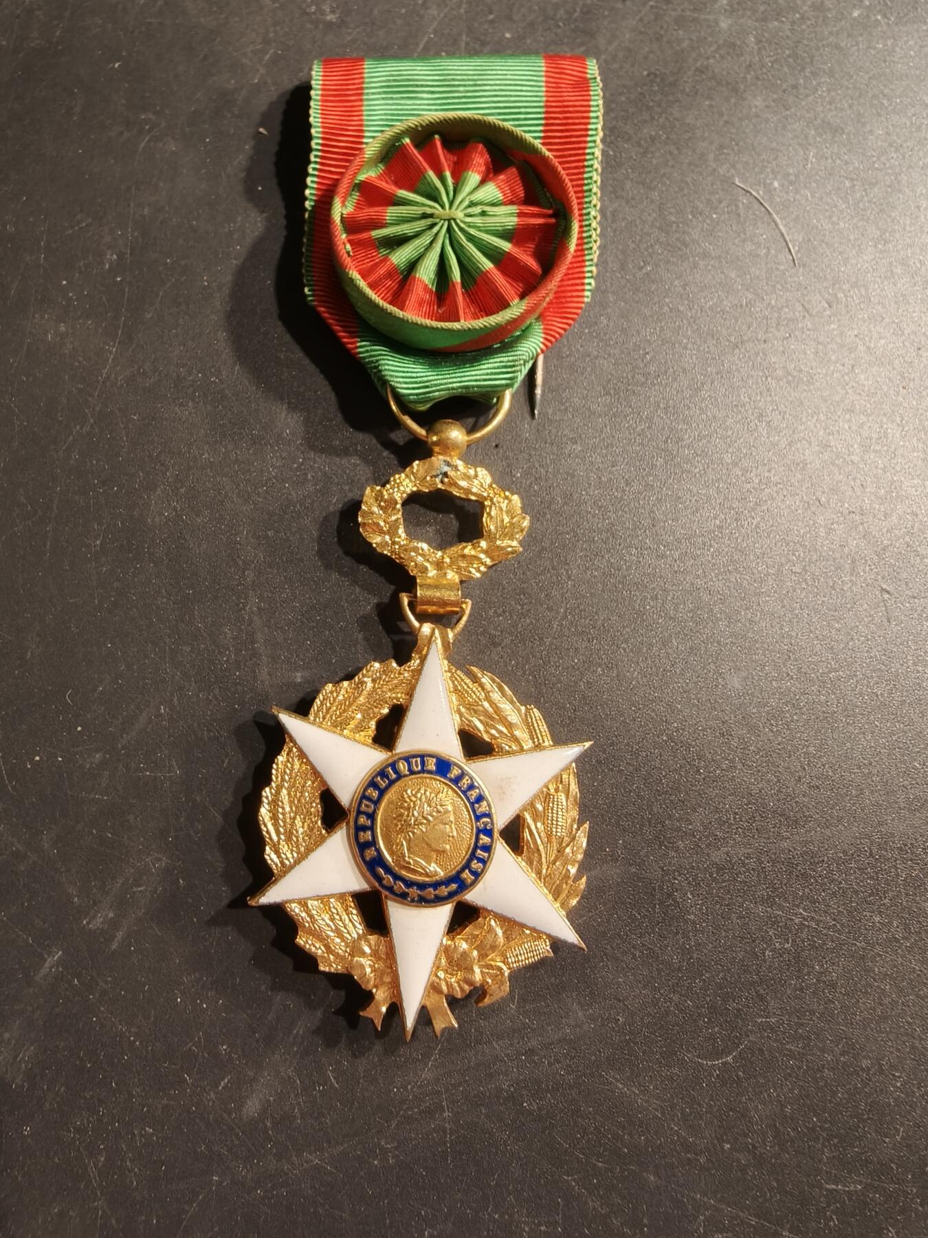 老王徽章第187期