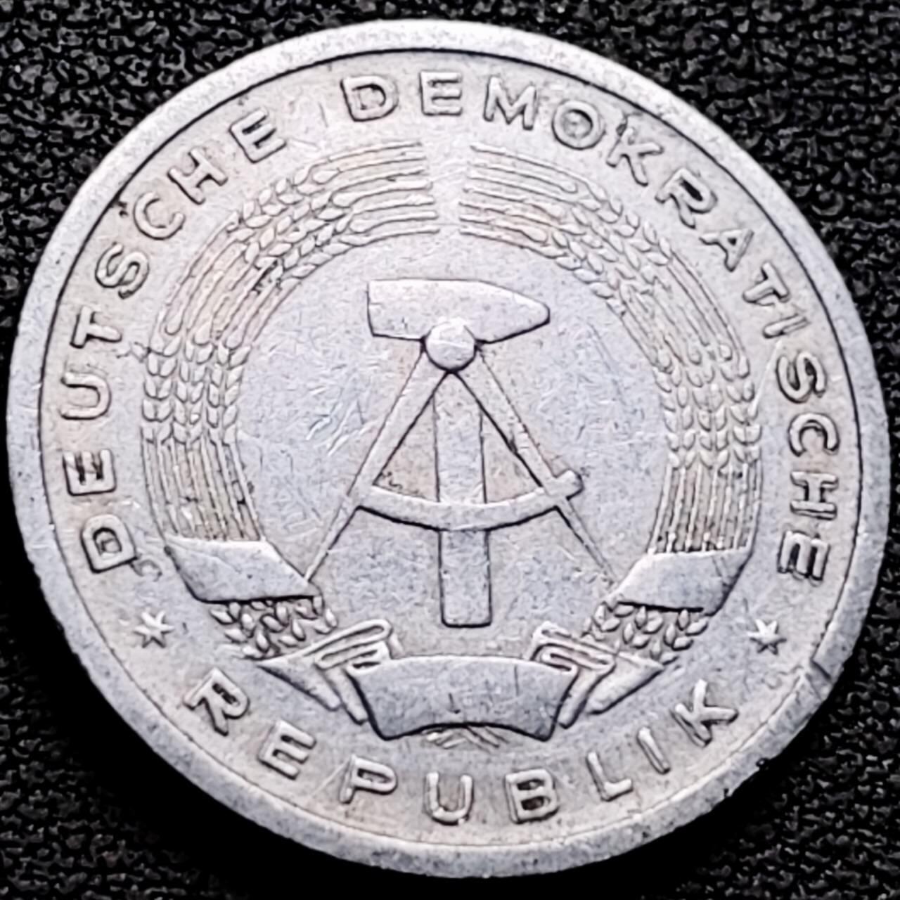 泉币菌-第210场-拍品多 请提前出价 。