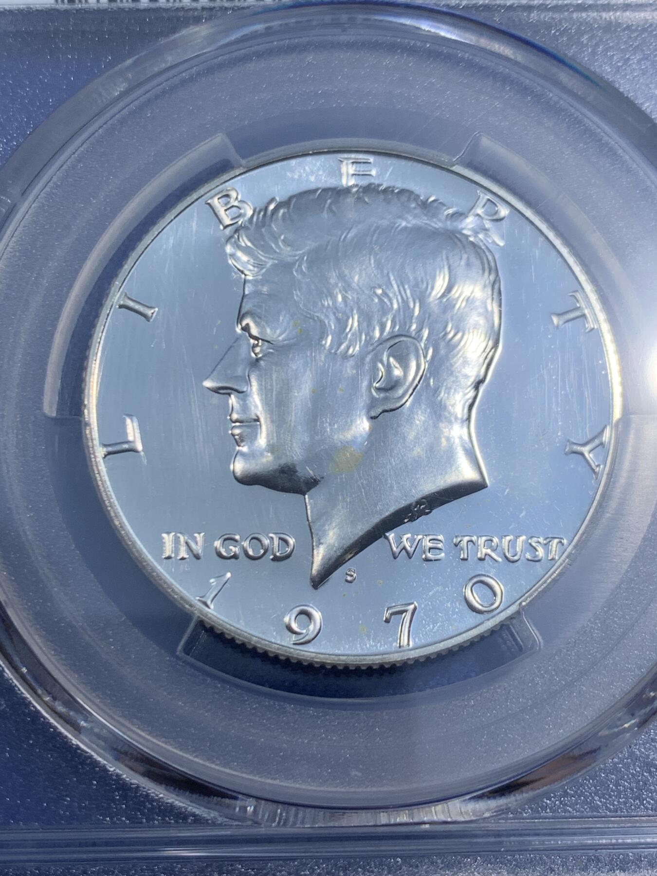 《竞宝斋》第470场 周日，周一，周二 3场连拍 （全场包邮）欢迎送拍 PCGS PR67 美国1970肯尼迪50美分精制银币 精制币不多见 分数也不错 背面支撑有磕