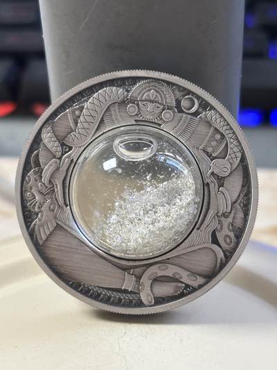 第194期拍卖 - 图瓦卢2021年月亮眼泪镶嵌银颗粒2盎司仿古银币，999银，2盎司，发行2500枚