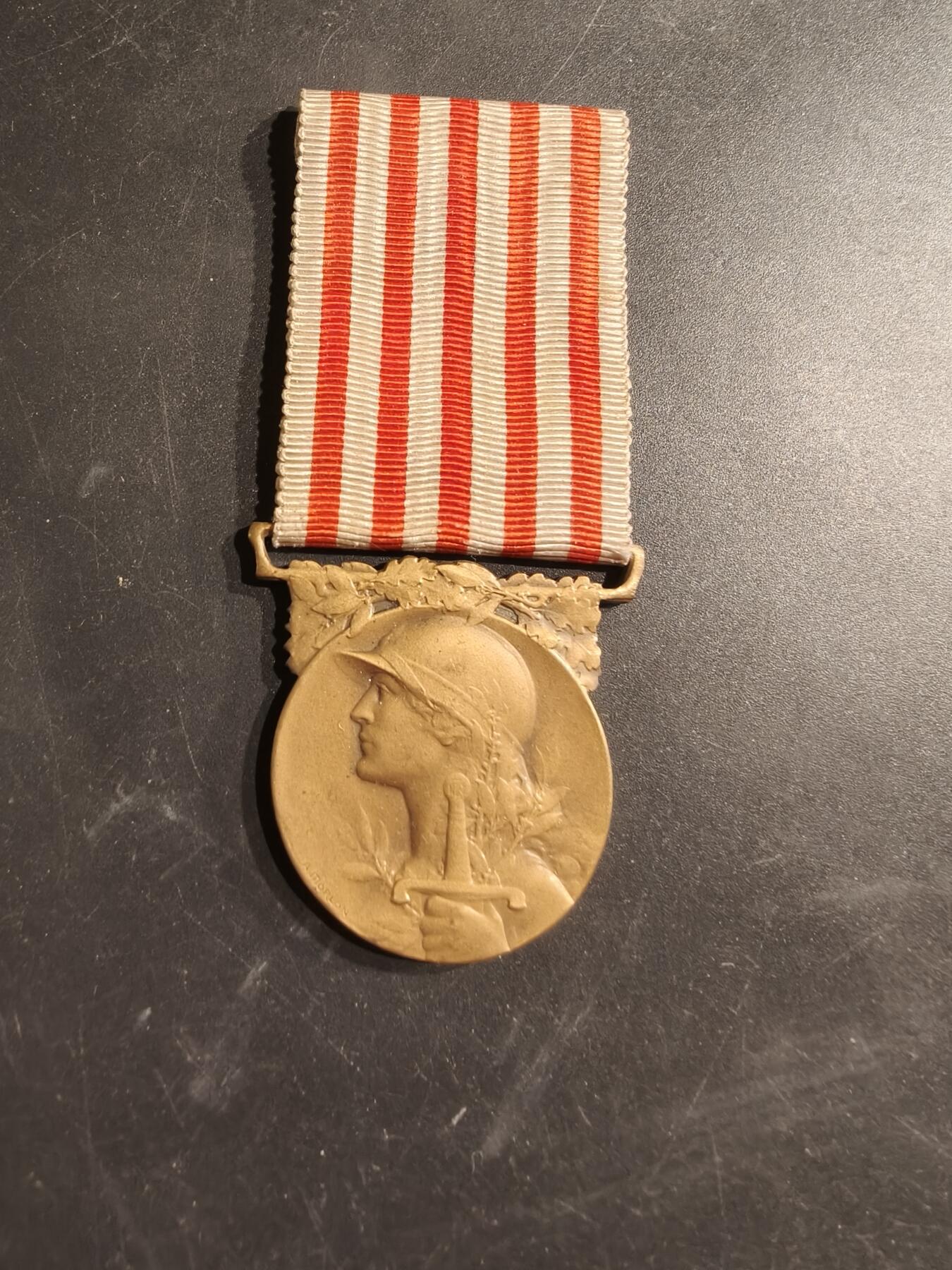 老王徽章第187期 法国一战纪念章