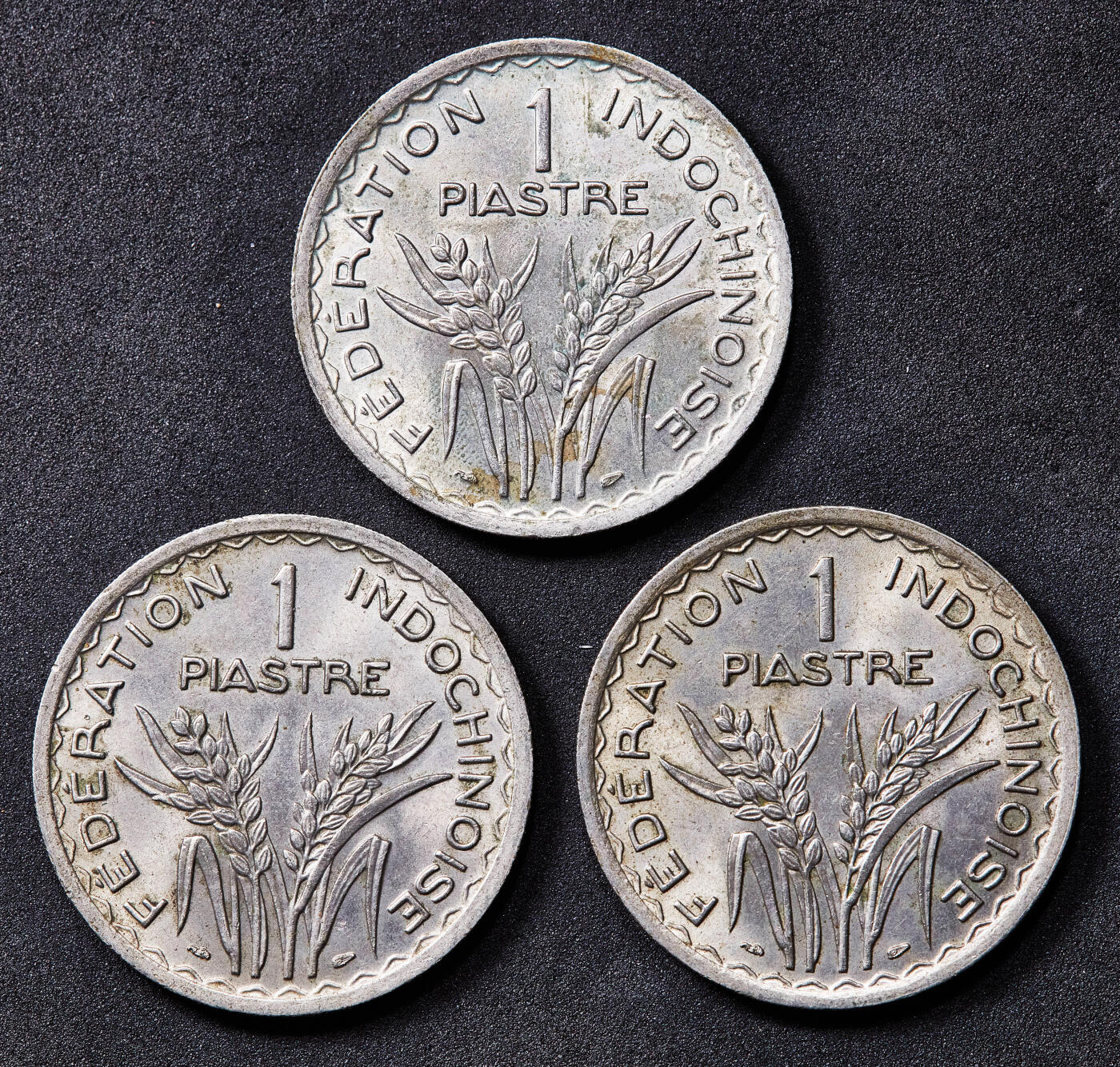 【俄甄集藏】2026年(049)03-18星期三 晚 19:30 全场包邮 法属印度支那1947年1皮阿斯特镍币3枚一组，UNC原光品相