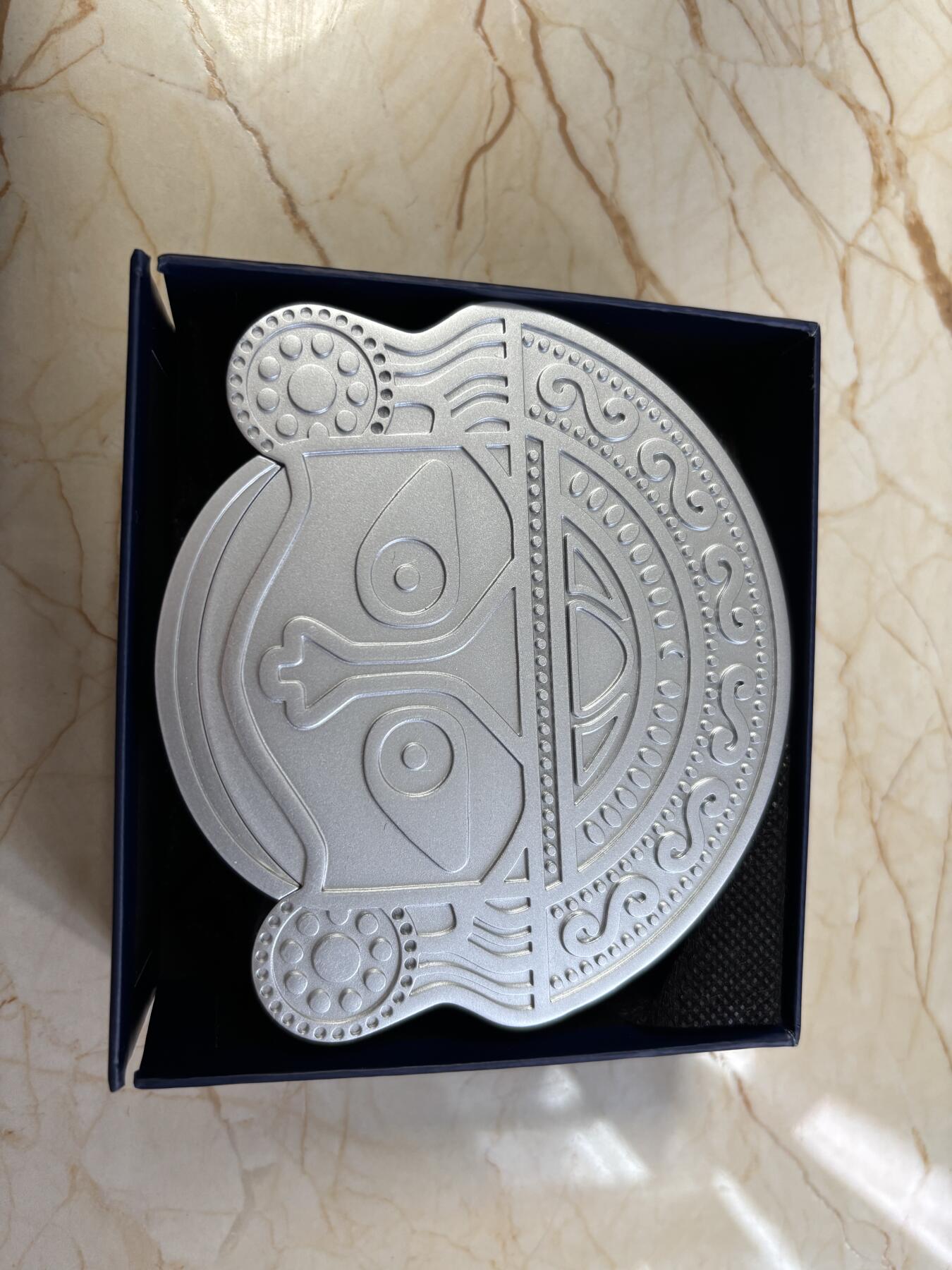 第194期拍卖 图瓦卢2021年月亮眼泪镶嵌银颗粒2盎司仿古银币，999银，2盎司，发行2500枚