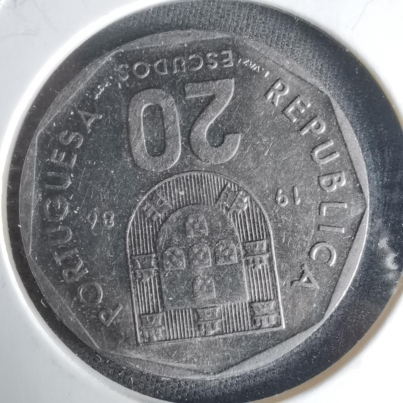 沼泽如烟--第1025场 葡萄牙1986年20埃斯库多