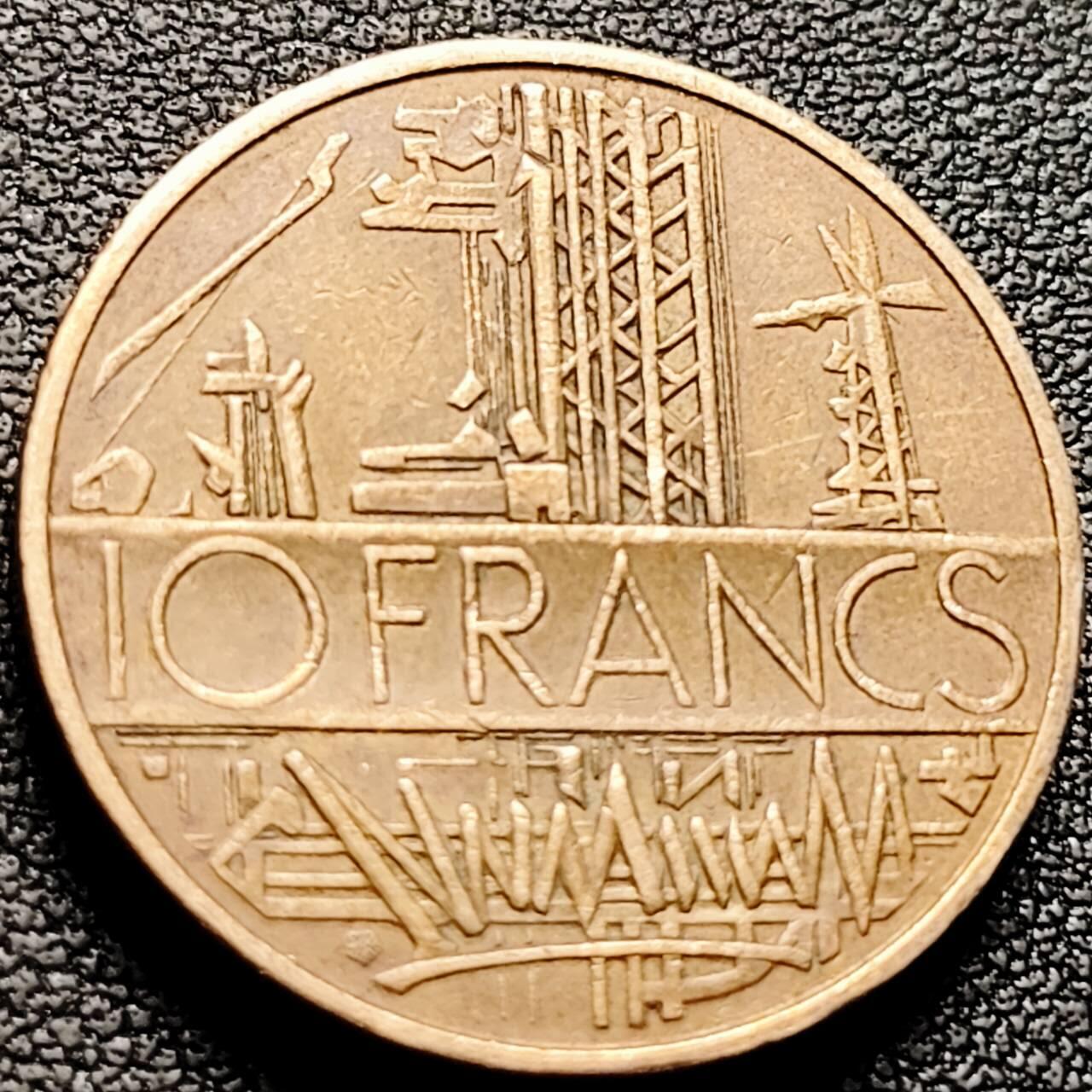 泉币菌-第210场-拍品多 请提前出价 。