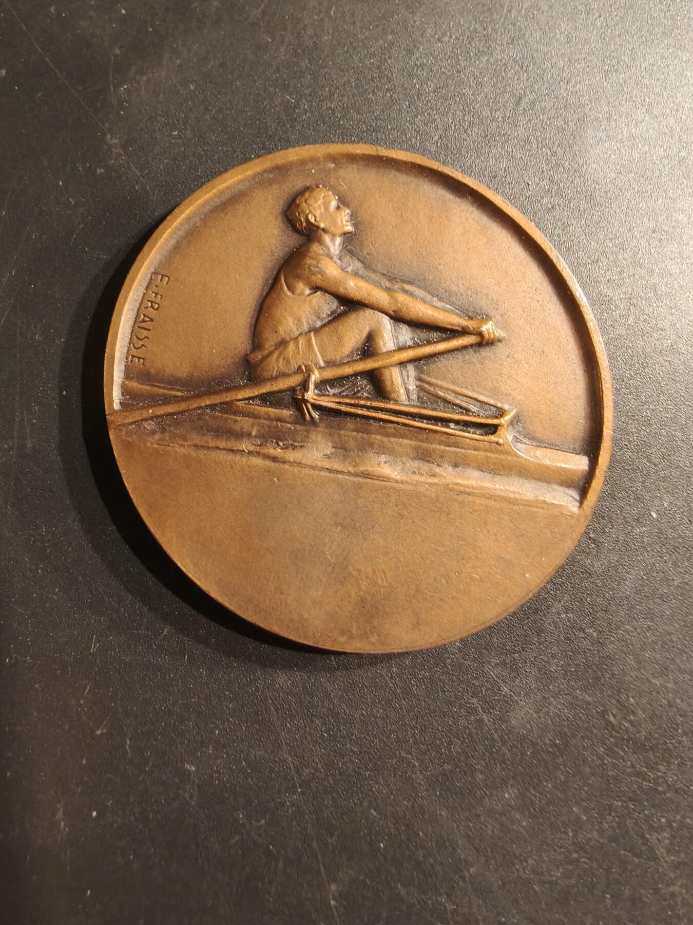 老王徽章第187期 法国划船竞赛主题大铜章    直径50mm    重量58.4g