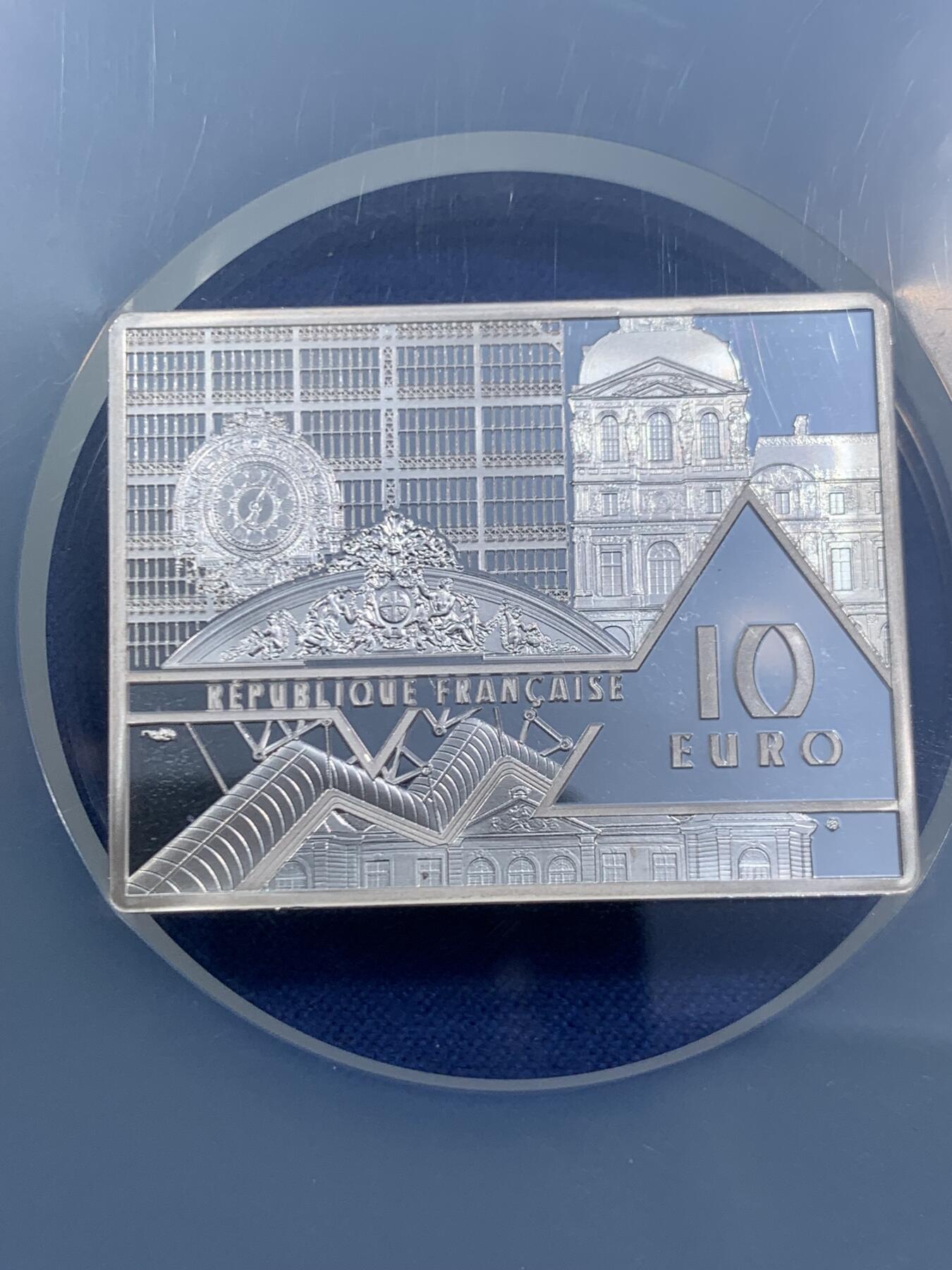 《竞宝斋》第470场 周日，周一，周二 3场连拍 （全场包邮）欢迎送拍 NGC PF69UC 法国2020年名画《格尔尼卡》10欧元精制纪念银币，900银，22.2克，限量3千枚。世界级艺术大师，现代派创始巨匠毕加索巅峰时期惊世之作！加大盒装