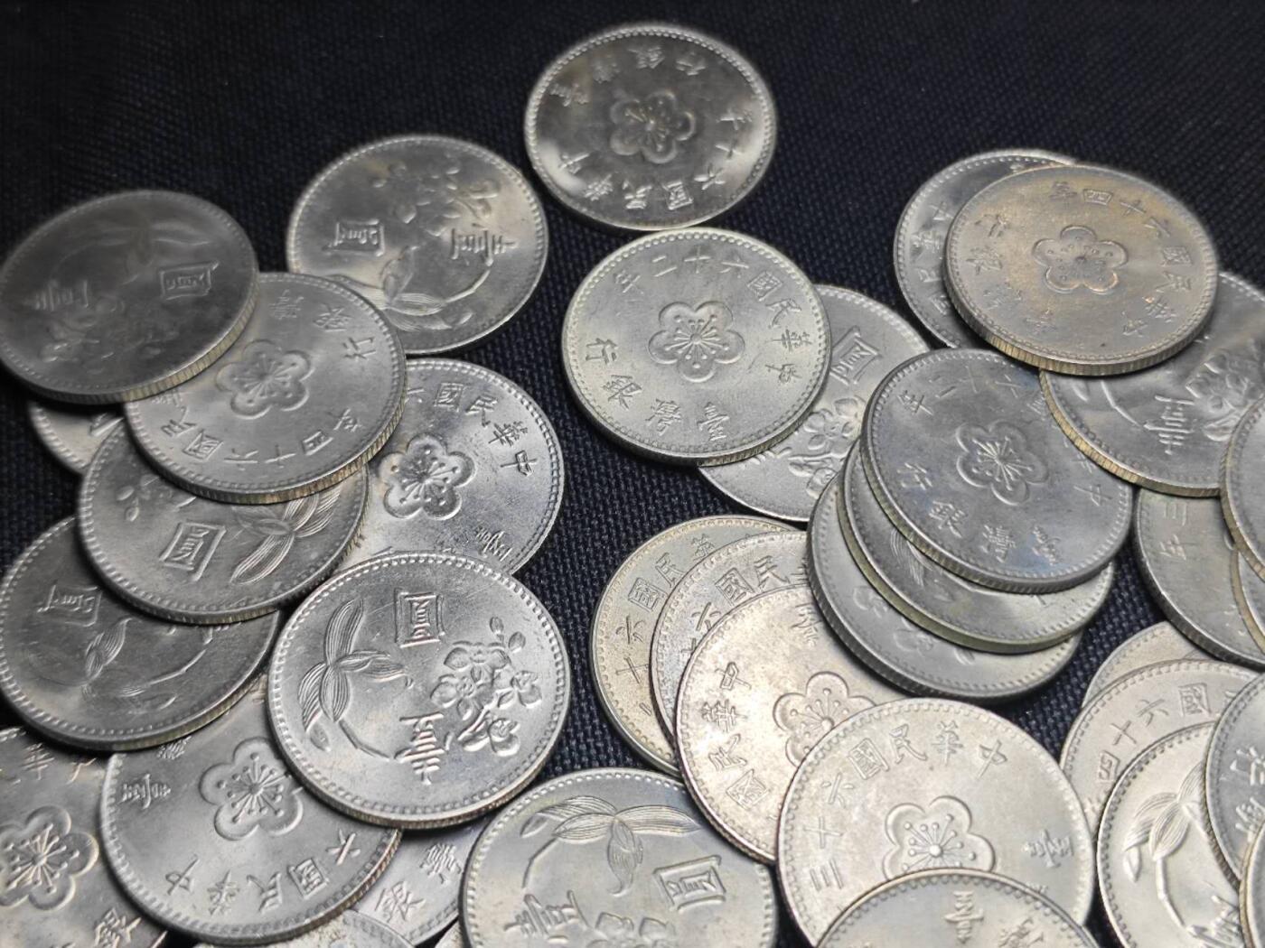 KK钱币收藏小铺   套币 批量/好品散币专场 2月预留时间 周末发货  