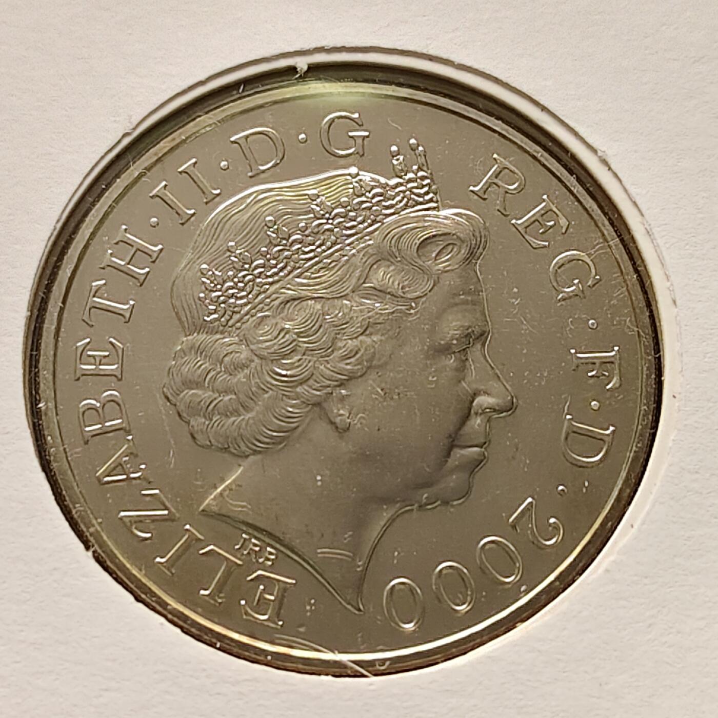 【全场包邮】纯粹捡漏拍513场 【邮币封】英国2000年5镑女王母亲伊丽莎白皇太后百岁大寿克朗型纪念邮币封