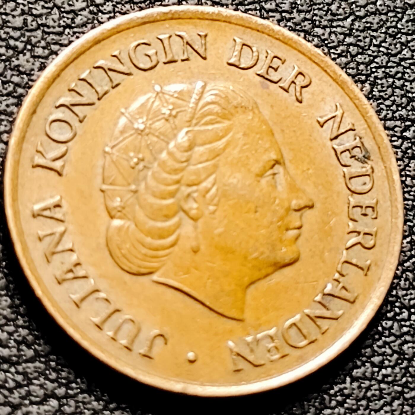 泉币菌-第210场-拍品多 请提前出价 。