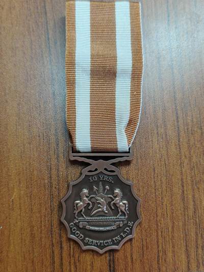 蜀地medal徽章收藏 春季精品拍场 - 莱索托王国铜级军事服役奖章 稀少 ，莱索托王国人口仅仅230万，军队更是少的可怜，仅有三千人余人，该章发行量可想而知