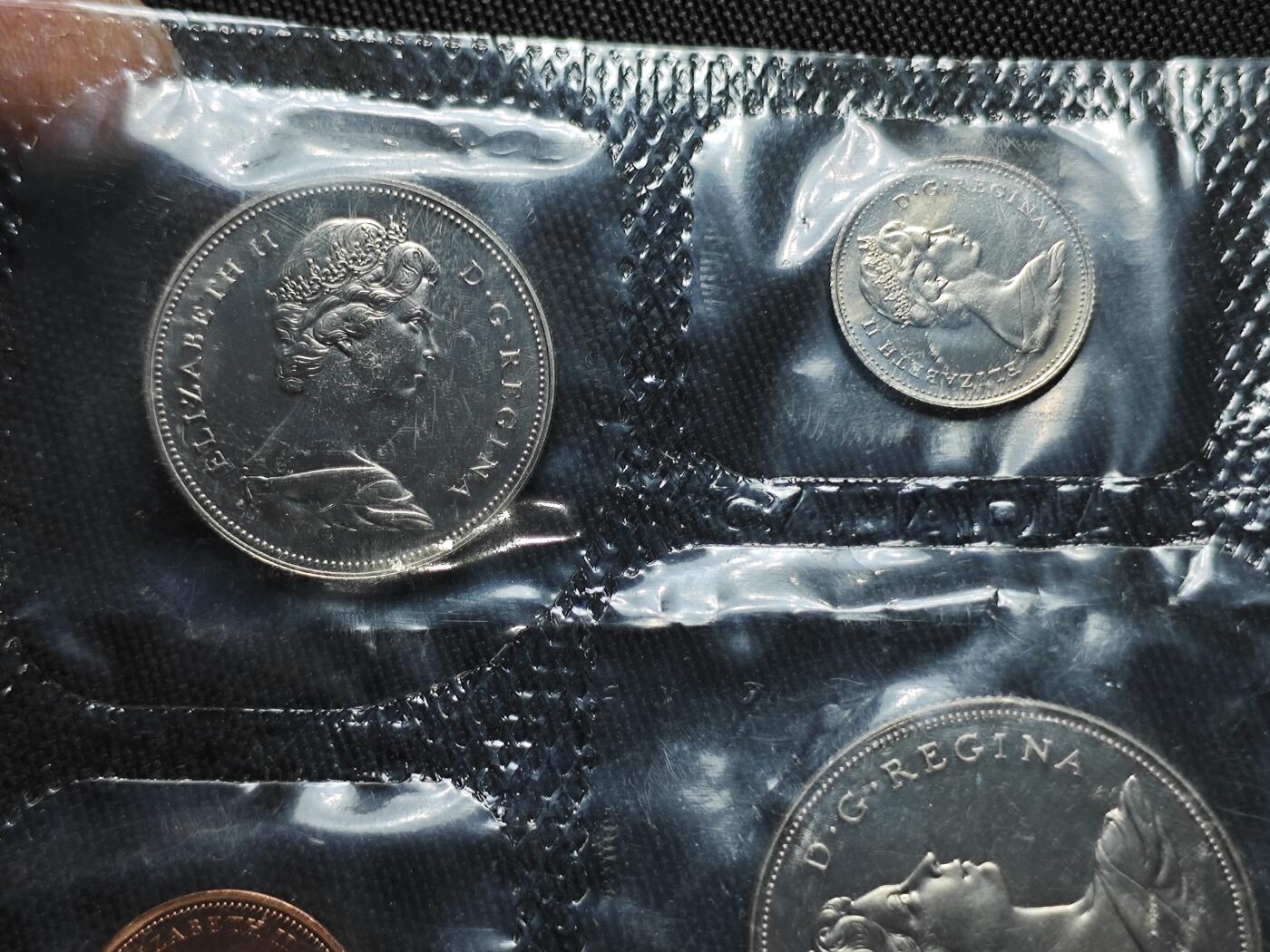 KK钱币收藏小铺   套币专场 2月预留时间 周末发货  1970加拿大大小面值清年一套