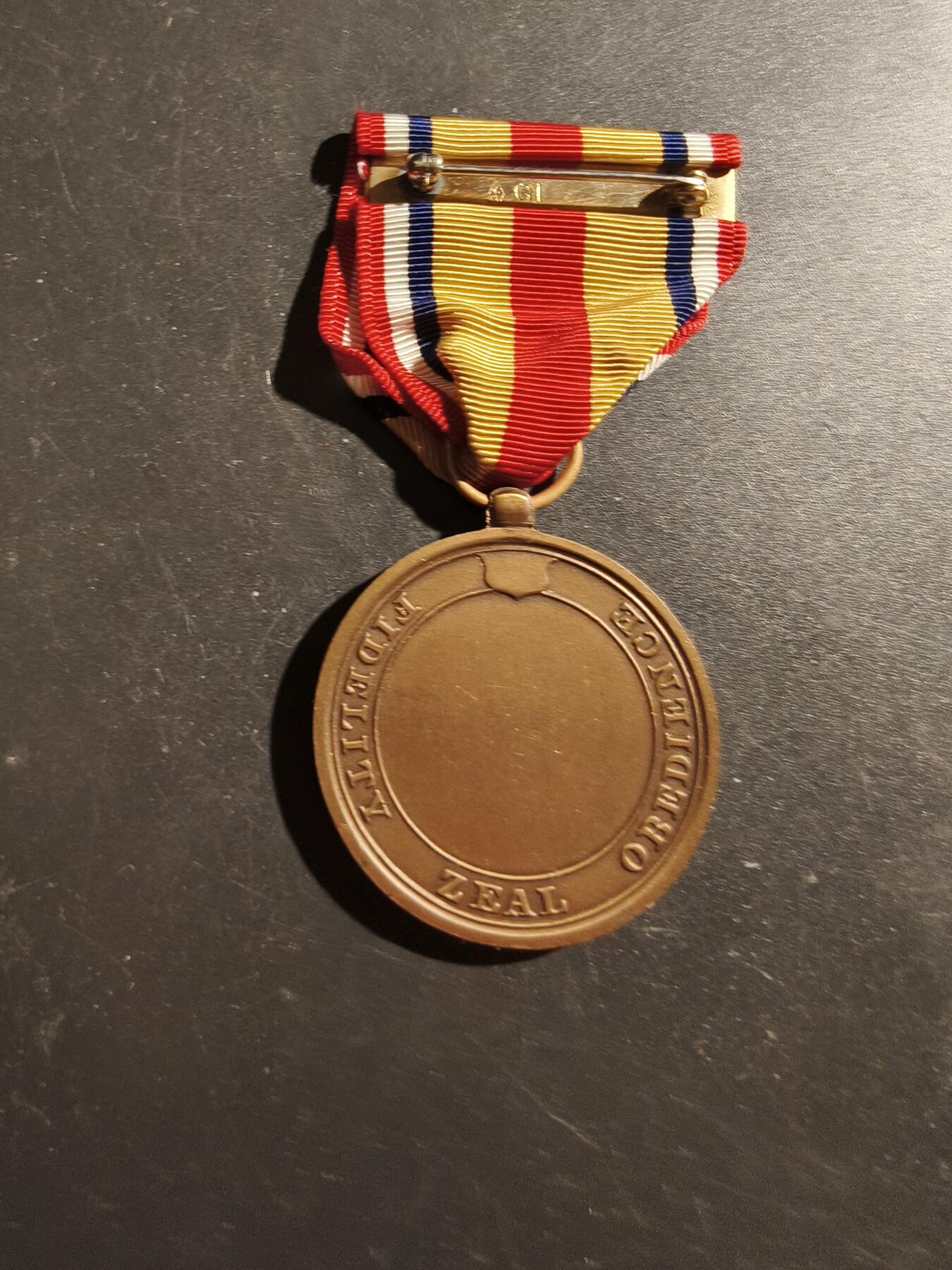 老王徽章第187期 美国海军陆战队预备役服役奖章